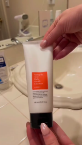 COSRX Salicylic Acid Daily Gentle Cleanser 0.5% Salicylic Acid 0.2% Tea Tree Leaf Oil Acne Treatment for Acne-Prone Skin Mild Deep Clean Unclogs Pores Controls Oil Reduces Breakouts Soothes Irritation Maintains Moisture Non-Drying Hypoallergenic