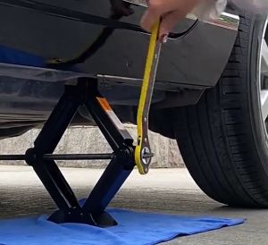 Heavy Duty Scissor Jack Car Jack Car Repairing Tool Tyre Repair Workshop Ratchet Jack Cross Wrench