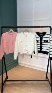 B3920 Mimo 3D Striped Furry Knit Cardigan