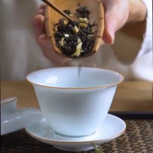 Premium Jasmine Tea Leaves (茉莉花茶叶) Chinese Dried Loose Leaf - 250 g / 500 g