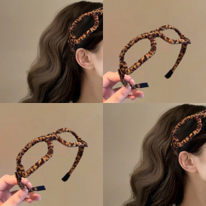 Elegant Leopard Pattern Headband