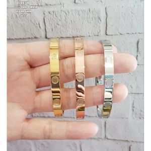 Deux - Gelang Nagita Emboss 750 Titanium