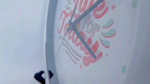 Jam Dinding QUOTES Series Mesin Sweep Silent Diameter Besar 30cm Kata Mutiara Unique Words