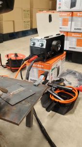 GOLDEN ตู้เชื่อมไฟฟ้า 2 ระบบ รุ่น MIG/MMA 500 AMP)  รับประกัน 1 ปี เชื่อมฟลักซ์คอร์ ไม่ต้องใช้ก๊าส CO2 แถมลวด 0.45 กิโล  TOM TOOLS