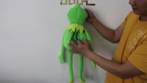 60cm Kermit Frog Doll Sesames Street Frog Plush Toy Kids Stress-Relief Toy Soft Hand Puppet Animal Kids Gift