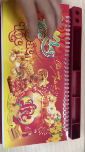 Lịch Để Bàn 2027 - lò xo giữa và lịch ngang - Chúc Mừng Năm Mới - ABBOOKS