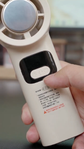 พัดลมมือถือ F1 พร้อมแผ่นทำความเย็น 100 ระดับ จอแสดงผล LED ช่องชาร์จ Type-C 10000mAh พัดลมพกพา Handheld Fan Cooling Pad