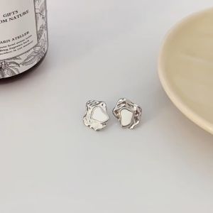 S925 silver needle texture pattern white mother-of-pearl new trendy niche design high-end earrings womens Frigidity style earrings
