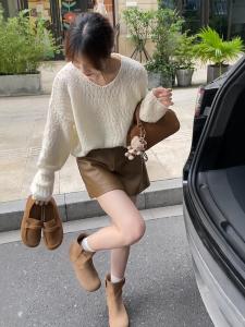 CHOEFULYN | Bộ Áo Len Trắng Thanh Lịch và Chân Váy A-Line Cao Waisted