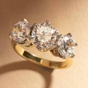 Huitan Elegant Women Rings Two Colors Metal Finger Accessories Inlaid Three Sparkling CZ For Wedding Daily Party Chic Jewelry