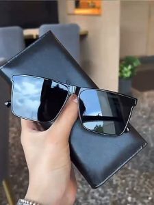 Kacamata Hitam Persegi Klasik & Pelindung UV untuk Pria & Wanita Mengendarai