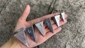 4Pcs Fishing Sinkers Triangular PyramidSurf Weights 1oz 2oz 3oz 4oz 5oz 7oz Taper 4 Corner for Outdoor Fishing