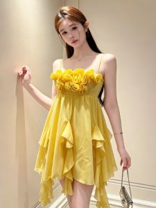 GUZILIAN | Sweet Slimming Ruffled Floral Halter Top