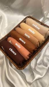 Bleauscarf - PLAIN SQUARE HIJAB SEGI EMPAT POLLY COTTON