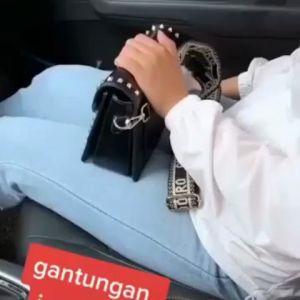 MPHL0478 Jas Hujan Gantungan Bola Portabel Dengan Gantungan Kunci Serbaguna