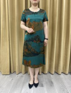 New 2025 Silk Print Midi Dress for Women over 50 Summer Fashion Mom Clothes Tummy Covering V-Neck Loose Fit Button Detail