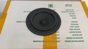 1 củ loa mid 12 JBL đường kính toàn vành 14.5cm phù hợp ghép nối với các loại loa