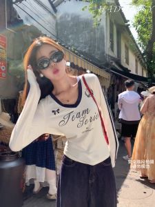 white july🌸พร้อมส่ง เสื้อแฟชั่นผญๆ เสื้อยืด เสื้อยืดแขนยาว คอวี พิมพ์ลายตัวอักษร สไตล์เกาหลี สำหรับผู้หญิง