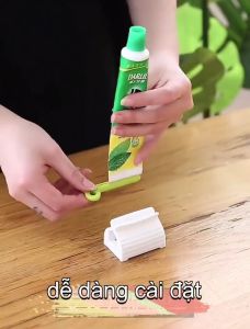 Dụng Cụ Nặn Kem Đánh Răng Thông Minh Tiện Dụng Tiết Kiệm Tránh Lãng Phí Kem.