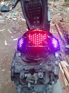 (paket sultan Andara) stoplamp Running+sein 2mode untuk Honda Beat fi injection thn 2103-2015 auto sudah pnp soket
