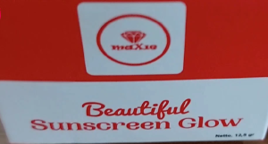 Maxie Sunscreen Glowing Cream 10 gr BPOM UV Filter murcelshop ori 1 juta persen anti KW KW an :)
