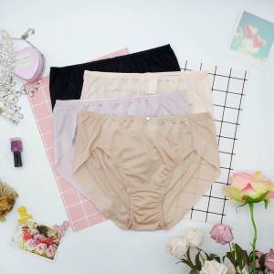 Export South Korea Foreign Trade Original Order Seamless Underwear Womens Mid-Waist Soft Plaid Underpants Minimalist Solid Color Clean Version Briefs