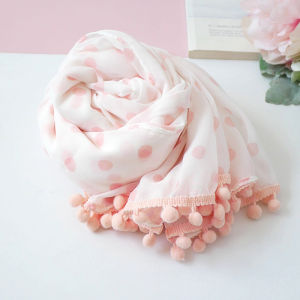 ลูกโป่งสารภาพรักผ้าพันคอขอบลูกไม้ลูกบอลขนสวยหวานสำหรับผู้หญิงผ้าพันคอสีชมพูลายจุดสดใสแมทช์ลุคง่ายสำหรับฤดูใบไม้ผลิผ้าคลุมไหล่สำหรับฤดูร้อน