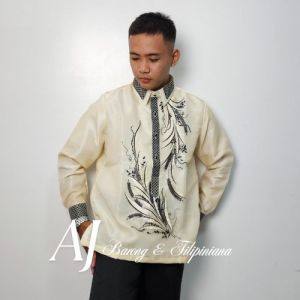 Mens MODERN BW 02 Barong with Black Feather Embroidery - Customizable Sport Collar or Chinese Style - Menswear