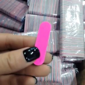 4 pcs Mini kikir kuku portabel kikir kuku sekali pakai / Penyangga kuku alat seni kuku kikir kuku perbaikan cat kuku dua sisi