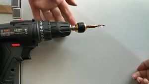 Grosir UneedTools Adaptor mata Bor quick change Chuck Heksagonal 50/60mm pos yang diperluas 1 / 4 "Bits Nut Driver konverter cepat pop-up keyless drill chuck Altan