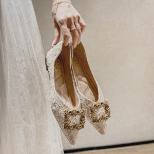 รองเท้าคัทชูปากตื้นแบบนางฟ้าอ่อนโยนออกแบบสำหรับคนสไตล์เกาหลีรองเท้าผู้หญิงส้นแบนผ้าไหมซาตินติดพลอยเทียมหัวเข็มขัดสี่เหลี่ยมหัวแหลมไซส์ใหญ่