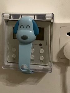 Vỏ Bảo Vệ Ổ Cắm Công Tắc Có Khóa Chống Trẻ Em Không Thể Mở Vỏ Bảo Vệ Điều Hòa Không Khí Trung Tâm Bảng Điều Khiển