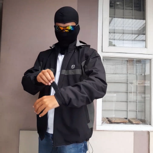 JAKET GUNUNG PRIA OUTDOOR WATERPROOF ORIGINAL ANTI AIR BLACK RED