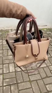 Tas Wanita Anjani Bag: Tas Selempang Kulit Stylish & Praktis