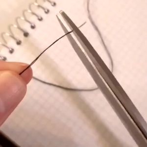 TITIK TIGA Benang Polyester Jahit Pakaian 12 Warna – Benang Jahit Serbaguna Isi 12 Warna Random Benang Lembut Kuat Benang Jahit Kecil 12 Gulung