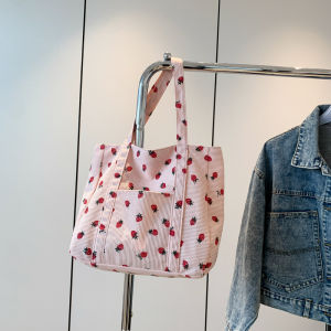 Strawberry Pattern Canvas Tote Bag Fashionable Commuter Shoulder Bag Large Capacity Shopping Bag for Students And Office Workers