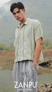 ZANPU AW24 Switch Overlock Cotton Polo Shirt เสื้อเชิ้ตแขนสั้น ปกโปโล มีดีเทลจีบตรงสาบ BL-9241005