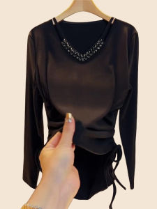 Slim Fit Black V-Neck Base Shirt Womens Fashion Spring New Style European Flavor Molding Top Long Sleeve Coat Style Wear