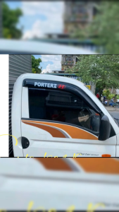 Vè che mưa gắn cho xe hyundai Porter II H150_HYUNDAI PORTER II được làm bằng nhựa siêu bền chắc chắn có sẵn keo dán(giá 1 cặp)