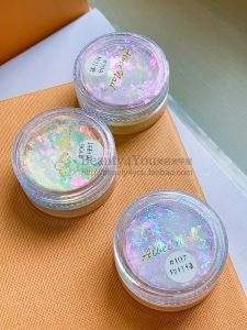 Colorful Laser Bright Sparkling Nail Art Decorations Cloud Pattern Powder Shiny Fragrance Free Japanese Made Beauty Tool