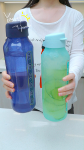 Tupperware chai aquavibe cỡ lớn 2L&1.2L-Bình nước thể thao không bị rò rỉ BPA có ống hút và Bút Đánh Dấu thời gian (nắp lật)