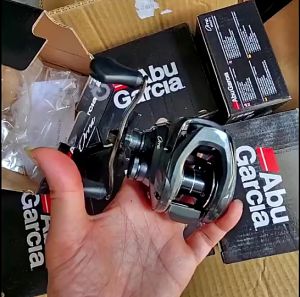 Máy câu ngang Abu Garci Orra chính hãng giá bình dân siêu đẹp mượt