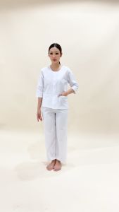 ชุดปฏิบัติธรรมผ้าคอตตอนoxfordสีขาวปกติ เสื้อแขนสามส่วนและกางเกงขายาวเอวยางยืด มี 3 ตัวเลือกสินค้า แบรนด์ผ้าขาวดาวรุ่ง