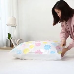 (PAKET HEMAT) Pompa Listrik + Vacum Bag 3 Pcs Plastik Vacum Pakaian Vacuum Bag Plastic Travel / Tas Plastik Vakum Baju Pakaian Laundry Bag Storage Keranjang Pakaian / Tas Kompresi Pakaian Koper