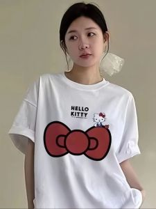 Sanrio | Áo Thun Nữ Hello Kitty 2026 Chất Liệu Cotton Mềm Mại Tay Ngắn Cổ Tròn In Hình Dễ Thương Nhẹ Nhàng Phong Cách Thường Ngày Mùa Hè Thích Hợp Mặc Hàng Ngày