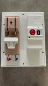 ชุดแผงประกอบสำเส็จ คัทเอาท์ ตรา ช้าง 2P 60A + ตัวตัดไฟอัตโนมัติ ยี่ห้อ Lumino พร้อมใช้งาน