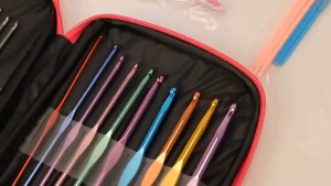 【SKIT SG】127pcs Crochet Hook Set 100Pcs Crochet Needles Multifunctional Knit Hook Punch Needle Portable Knitting Needles Tool Sewing Accessories 127pcs Crochet Hook Set Yarn Knitting Needles Sewing Tools Weave Knit Full Set DIY Crochet Craft Tools