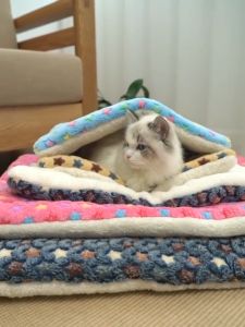 ผ้าขนสัตว์พรมสำหรับสุนัขและแมวผ้าห่มเนื้อนุ่มผ้าห่มสุนัขสัตว์เลี้ยงอุปกรณ์สำหรับสัตว์เลี้ยงให้ความอบอุ่นในฤดูหนาวอ่อนนุ่มผ้าห่มสัตว์เลี้ยง