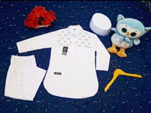 Koko putih anak laki-laki TK SD Manasik haji anak