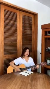 LADY LOOK | Viva Lulur Mandi Brightening & Moisturizing Body Scrub Bengkuang